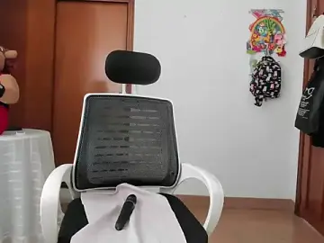 Adele_johnsonn1  live sex cam