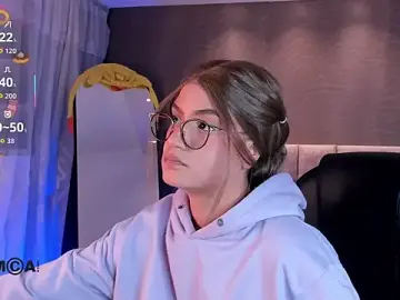 Arinextdoor  live sex cam