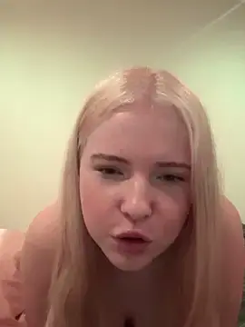 EmilyyEvansss  live sex cam