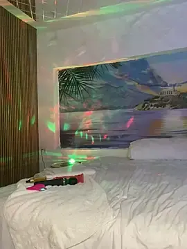 Rosieredxox  live sex cam