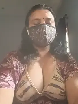 Tamil_Sivani  live sex cam