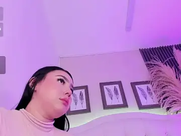 Kitty_blueee  live sex cam