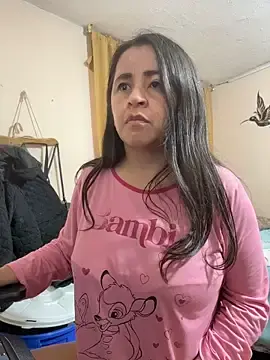 Latinfemale  live sex cam