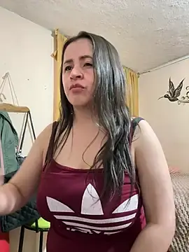 Latinfemale  live sex cam