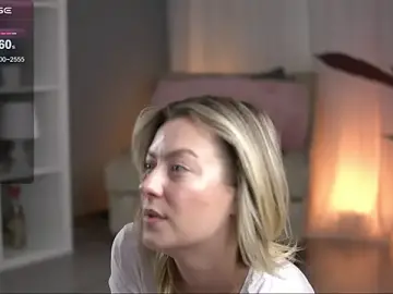 AnnastasiaMills  live sex cam