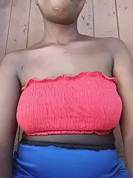 Caramellitah  live sex cam