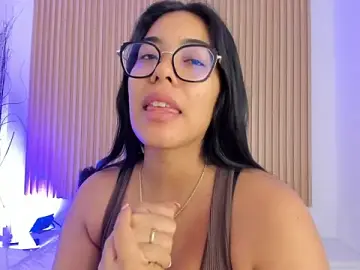 GenesisRuiz  live sex cam