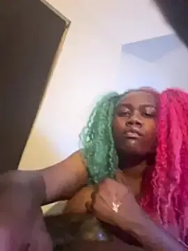 Kylanluvv  live sex cam