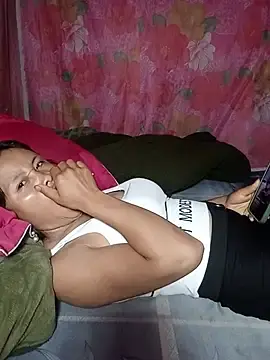 Rubi_bae  live sex cam