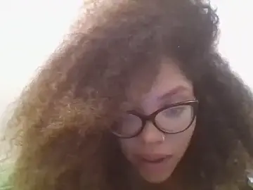 Wildprincesslola  live sex cam