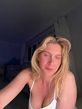 Brookebaby1  live sex cam