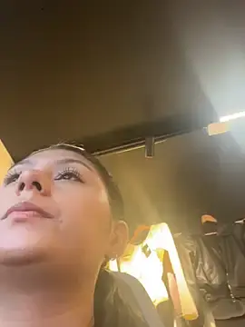 CandyRoxx1_  live sex cam