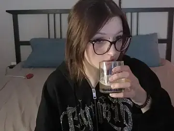EllenDarling  live sex cam