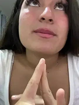 LuceroRm  live sex cam