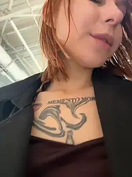 RosieSecret  live sex cam