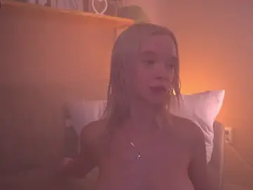 TastyTiffy  live sex cam