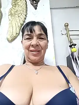 Biancchi  live sex cam