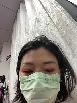 Milkwine  live sex cam
