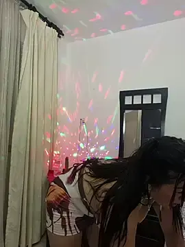 Viollett_28  live sex cam