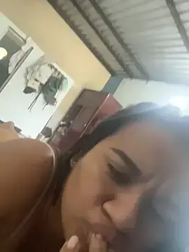 CameronHeat  live sex cam