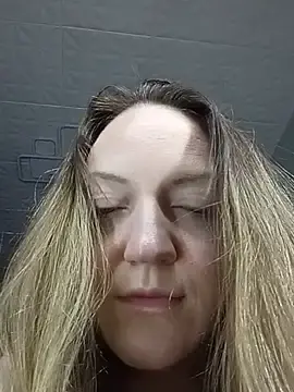 KattyLuuu  live sex cam