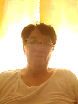 KetQueen101  live sex cam