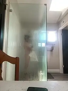 Babygoose760  live sex cam
