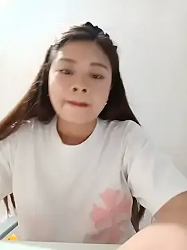Sara-xx  live sex cam