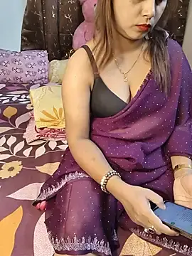 Sexy_luci  live sex cam