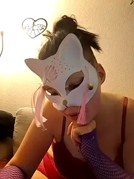 Rainbow-swisskitty  live sex cam