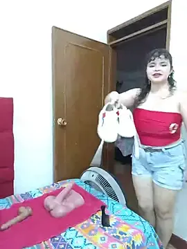 SeleneLuminari8  live sex cam