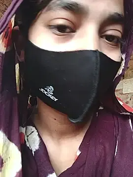 Village-bhabhi-rekha  live sex cam