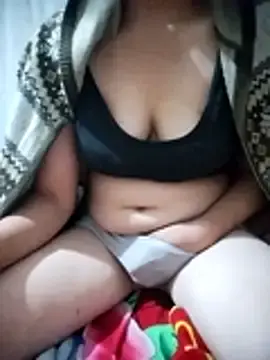 Suki-ki  live sex cam