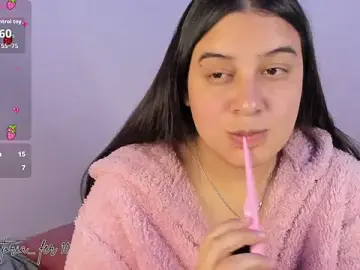 Victoria_fer  live sex cam