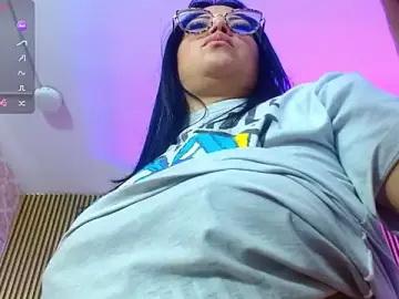 Martinna_tay  live sex cam