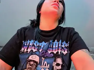 Martinna_tay  live sex cam