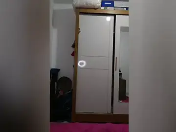 Anjinhaxootuda  live sex cam