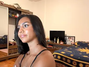 NicolasaSwarm  live sex cam