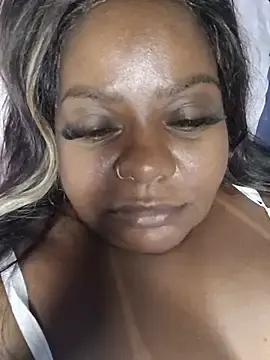 Pricucy  live sex cam