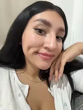 Sexyedith09  live sex cam