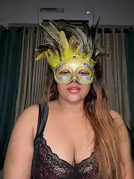 Zaralanson  live sex cam