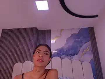 Hot_dione  live sex cam