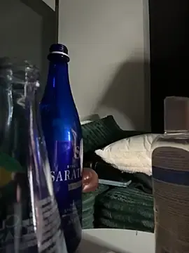 Juicesowet  live sex cam