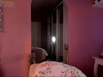 CarolineLovers  live sex cam