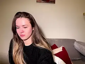 LioraKern  live sex cam