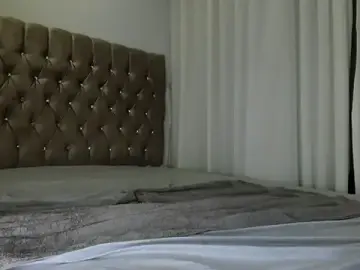 Monoskyler  live sex cam