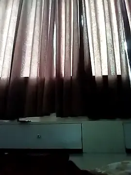 Priyanka__18  live sex cam