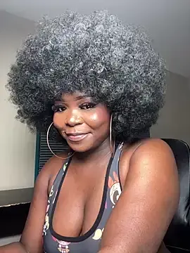 WomanNextdoor1  live sex cam