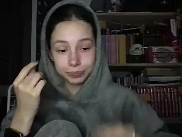 Yuna5343  live sex cam