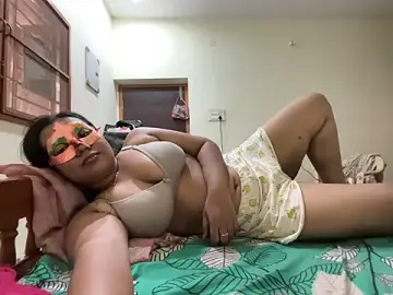 Sowmikaasowmi  live sex cam